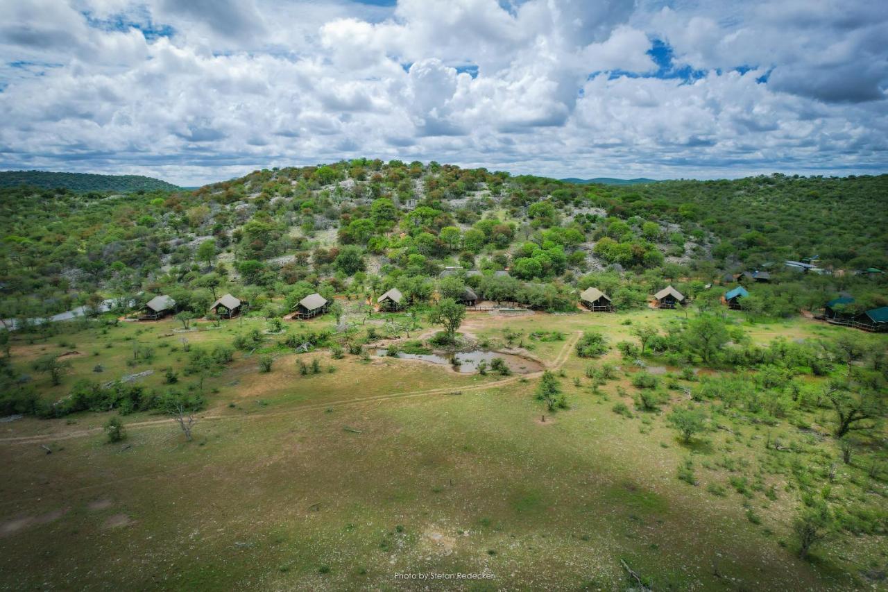 Ongava Tented Camp Okaukuejo Bagian luar foto