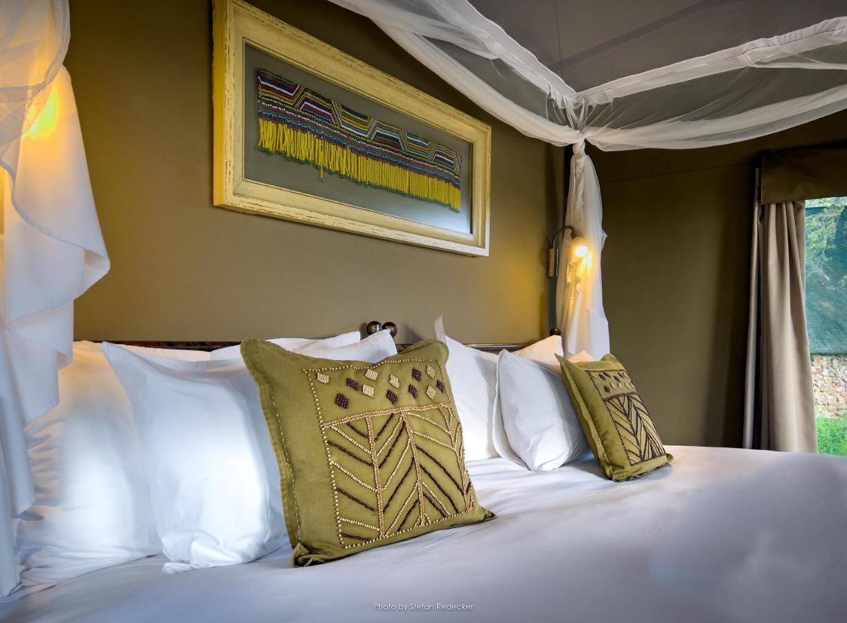Ongava Tented Camp Okaukuejo Bagian luar foto