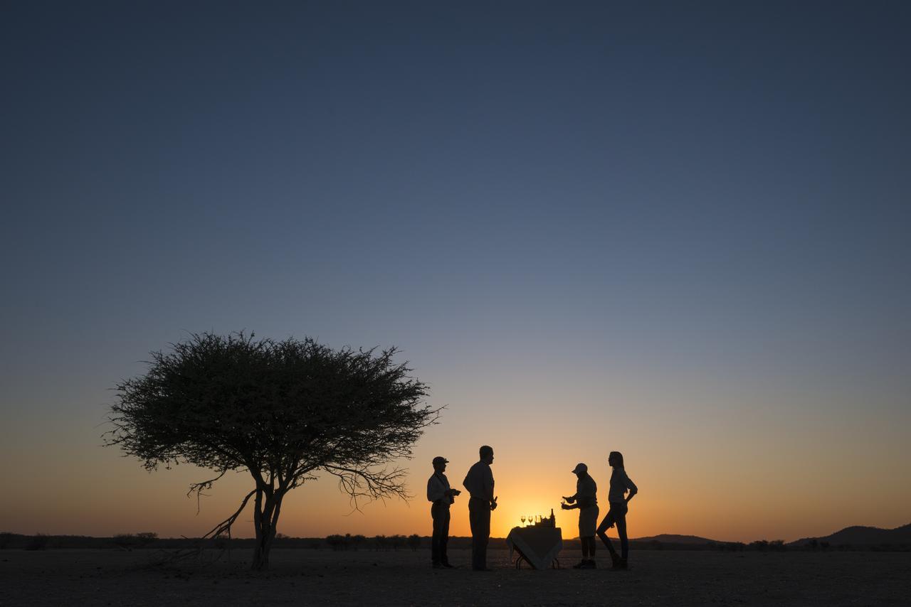 Ongava Tented Camp Okaukuejo Bagian luar foto